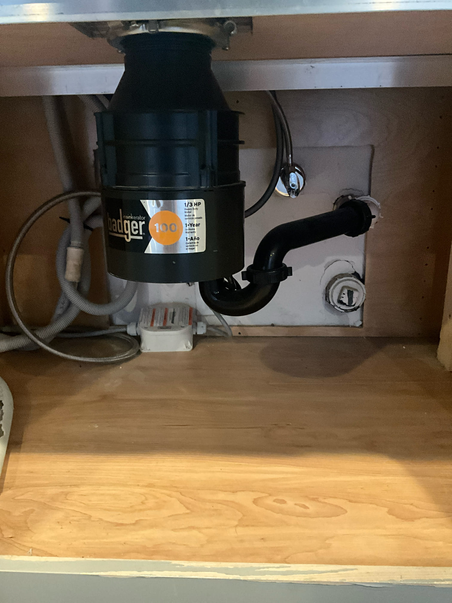🔧 Another Quick Fix by Knights Plumbing & Drain – Disposal Replacement in Stockton, CA!