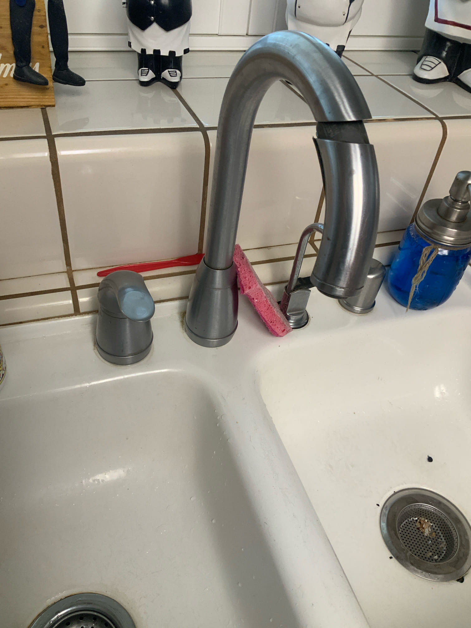 Kitchen Faucet Replacement in Tracy, CA (1)